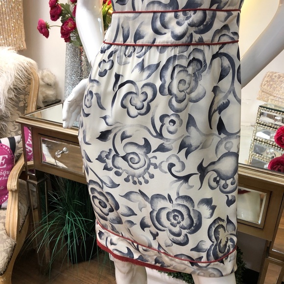 FENDI Gray & Red Floral Silk Dress 6 - Picture 3 of 8